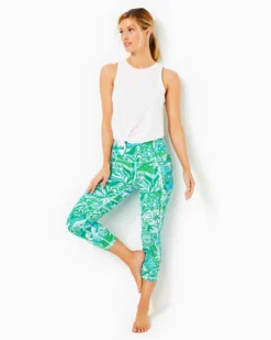 UPF 50+ Luxletic 21" South Beach High Rise Crop Legging 6 UPF 50+ Luxletic 21" South Beach High Rise Crop Legging -Lilly Pulitzer Shop 011992 botanicalgreensafarisangria a3 sf