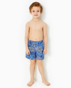Lilly Pulitzer X Southern Tide Boys Junior Printed Swim Trunk -Lilly Pulitzer Shop 551028 bocabluecrocandlockitsoutherntide a3 sf